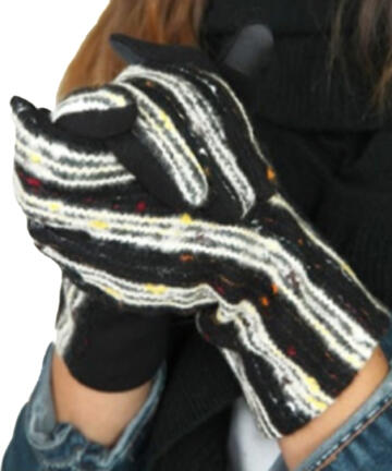 72 19 SPECKLE Black Speckle Embroidery Model